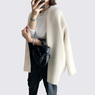 Lange Strickjacke mit Druckknöpfen für Damen