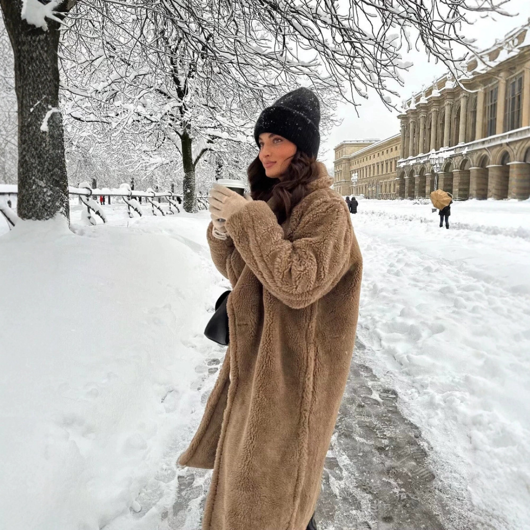 Damen Mantel mit Knopfleiste – Teddy Mantel – Lang Geschnitten