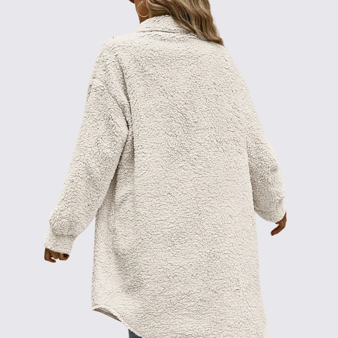 Damen Mantel mit Knopfleiste – Teddy Mantel – Mit Brusttaschen