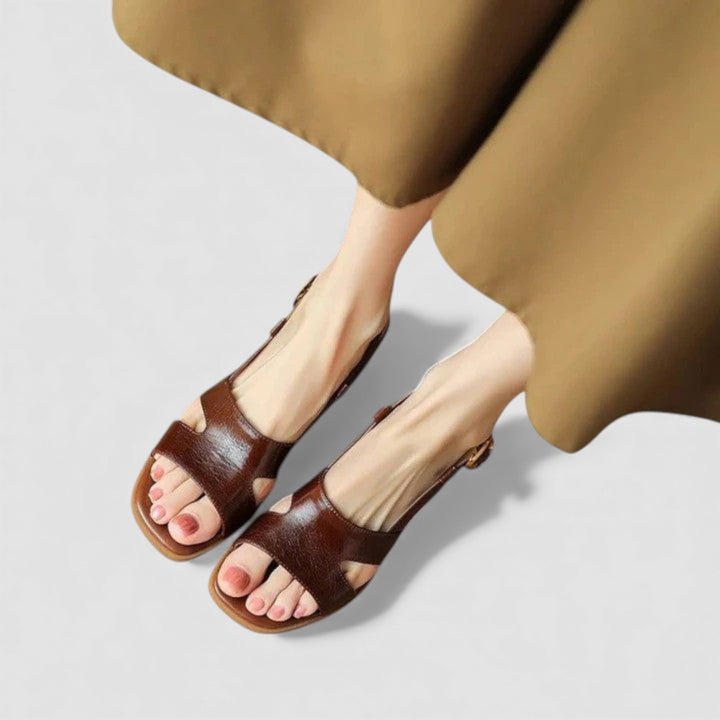 Damen Sandalen mit Blockabsatz - Offene Sandalen - Fersenriemen