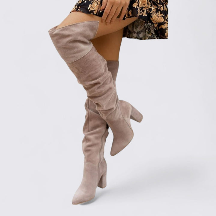 Damen Stiefel mit Blockabsatz – Overknee – Schlanker Schnitt