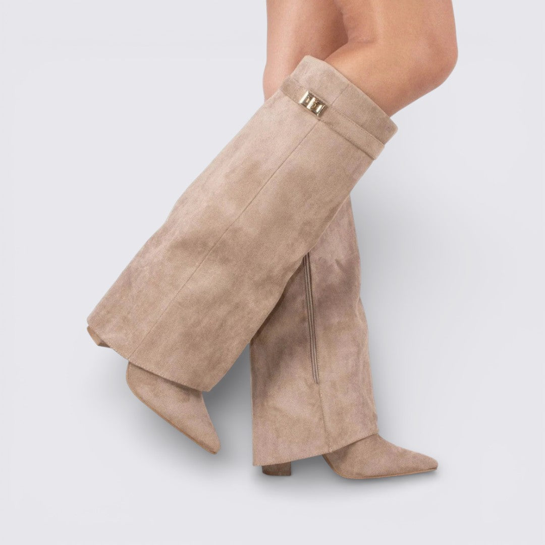 Damen Stiefel mit Schnallenriemen - Kniehohe Stiefel - Suede Shark Boots