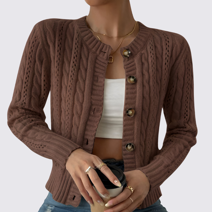 Damen Strickjacke mit Knopfleiste – Zopf Strickjacke – Kurz Geschnitten