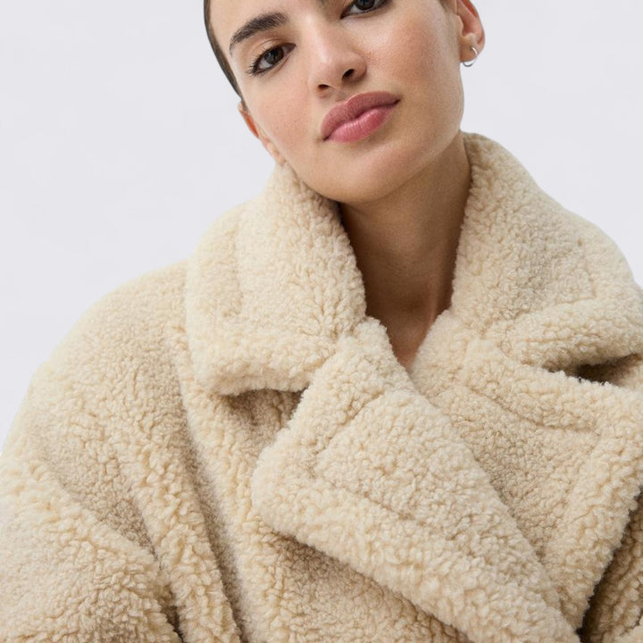 Damen Teddy Mantel – Lang Geschnitten – Klassischer Reverskragen