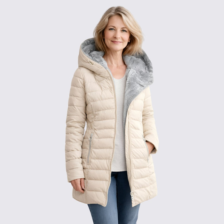 Damen Winterjacke mit Kapuze – Gefütterte Jacke – Lang Geschnitten