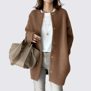 Lange Strickjacke mit Druckknöpfen für Damen