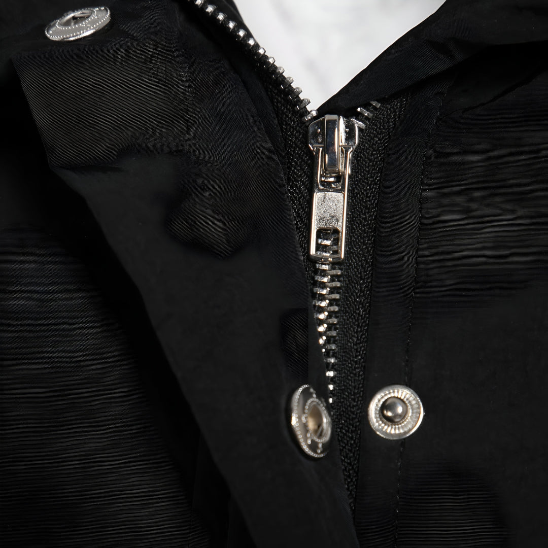 Taillierte Jacke mit Kapuze und Reißverschluss für Damen